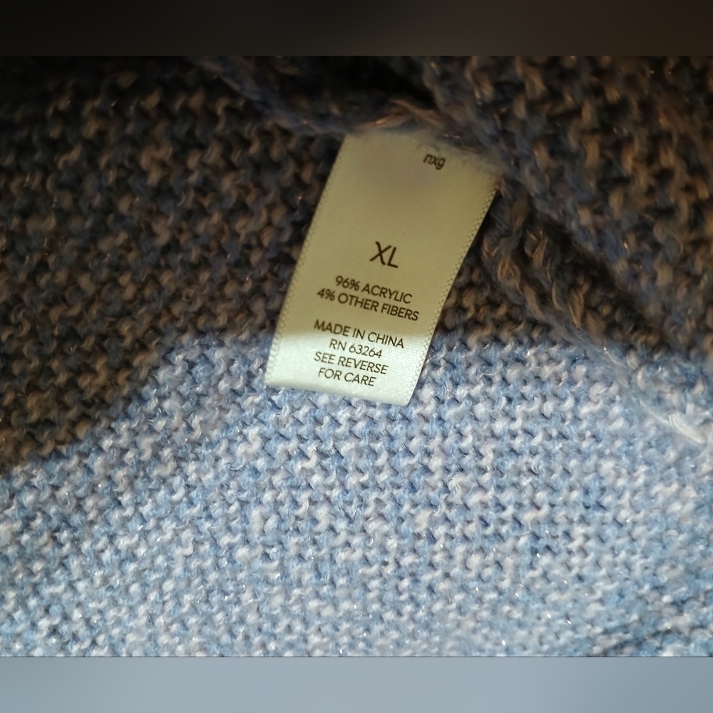 Westport By Dressbarn XL Lavender‎ Metallic Thick Knit Sweater - Picture 4 of 4